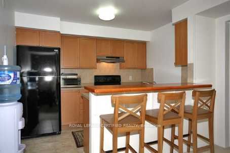 4975 Southhampton Drive 227, Mississauga, ON L5M 8E7 photo 3