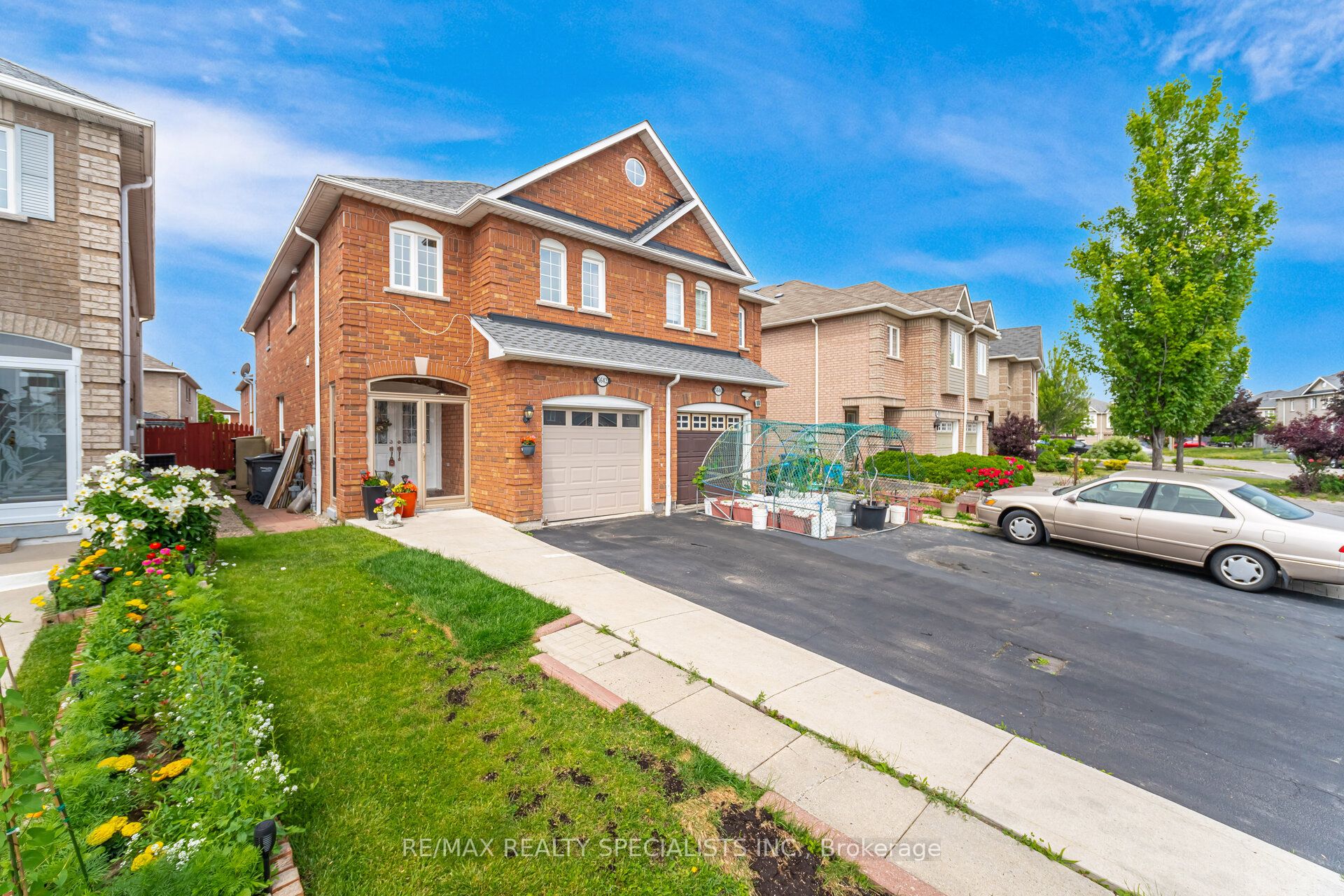 5642 Armando Avenue, Mississauga, ON L5V 3A8 photo 4
