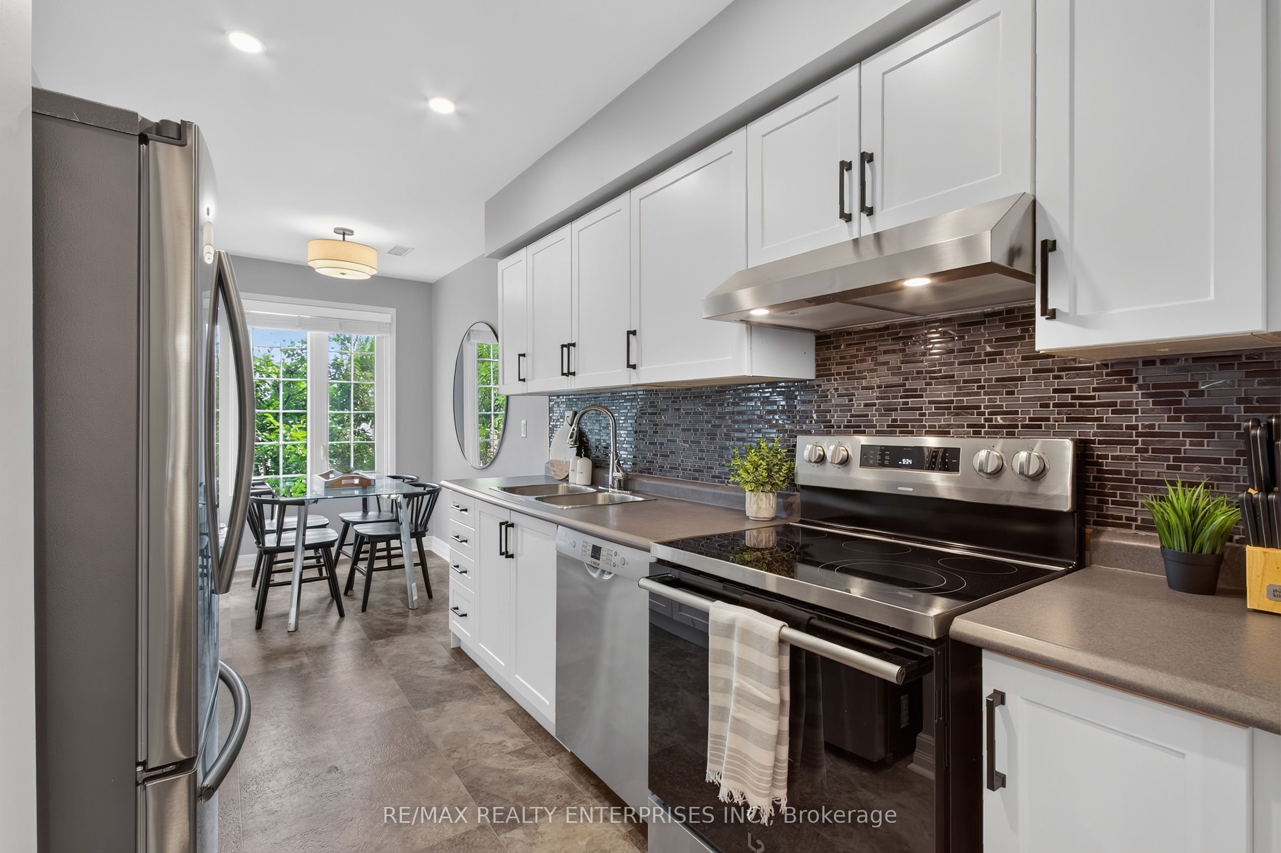 2110 Cleaver Avenue 219, Burlington, ON L7M 3Z4 photo 5