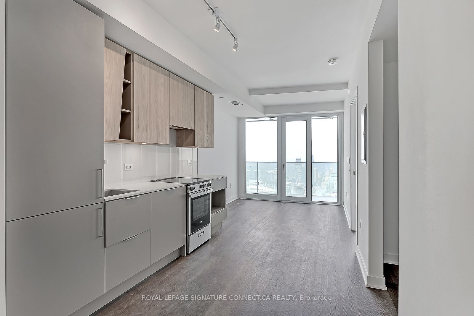 3900 Confederation Parkway 4911, Mississauga, ON L5B 0M3 photo 5
