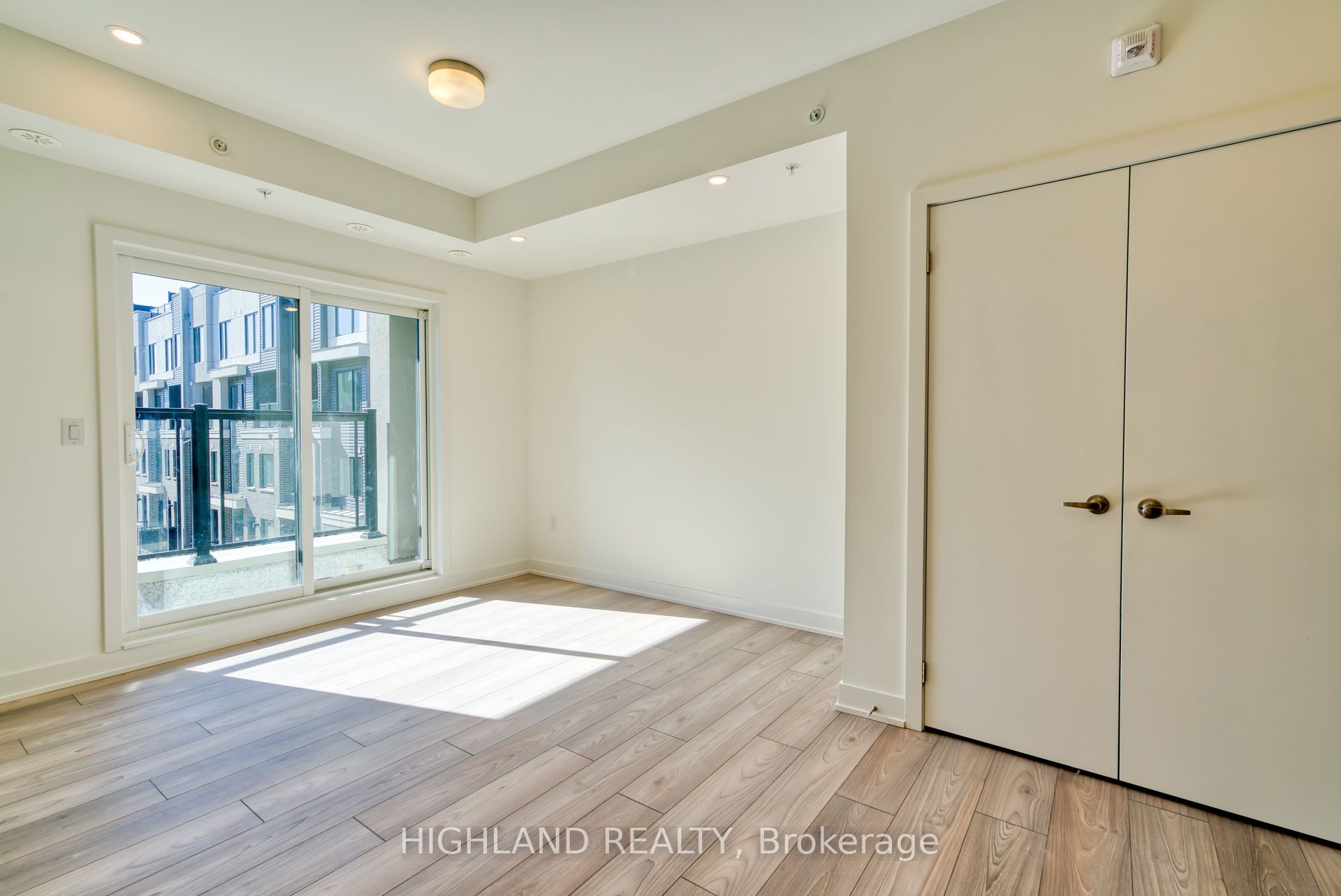 3473 Widdicombe Way 7, Mississauga, ON L5L 0B8 photo 3