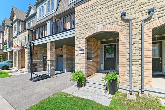 126 Fruitvale Circle, Brampton, ON L7A 5C1 photo 4