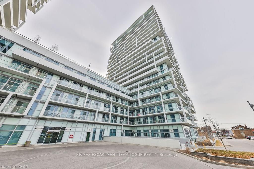 65 Speers Road 218, Oakville, ON L6K 0J1 photo 3