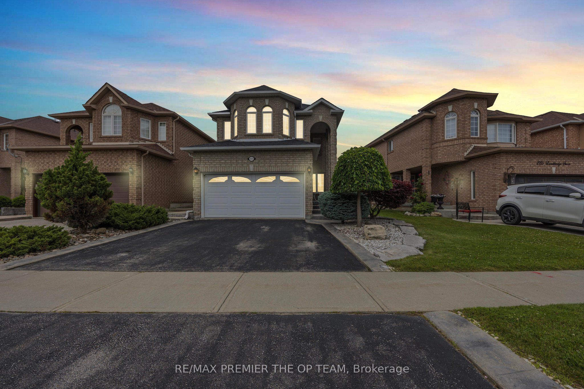 223 Landsbridge Street Lower, Caledon, ON L7E 2J6
