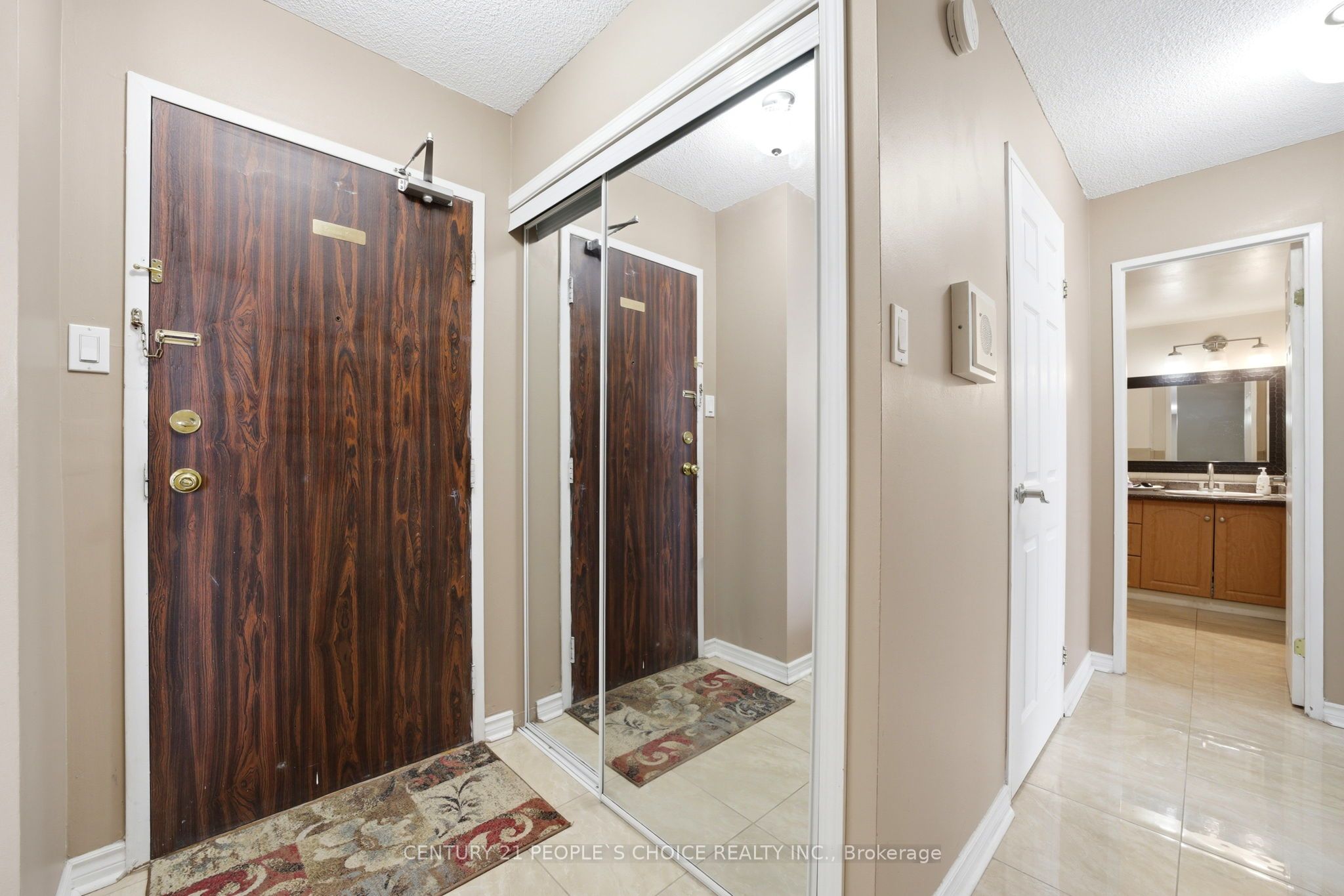 18 Knightsbridge Road 2109, Brampton, ON L6T 3X5 photo 5