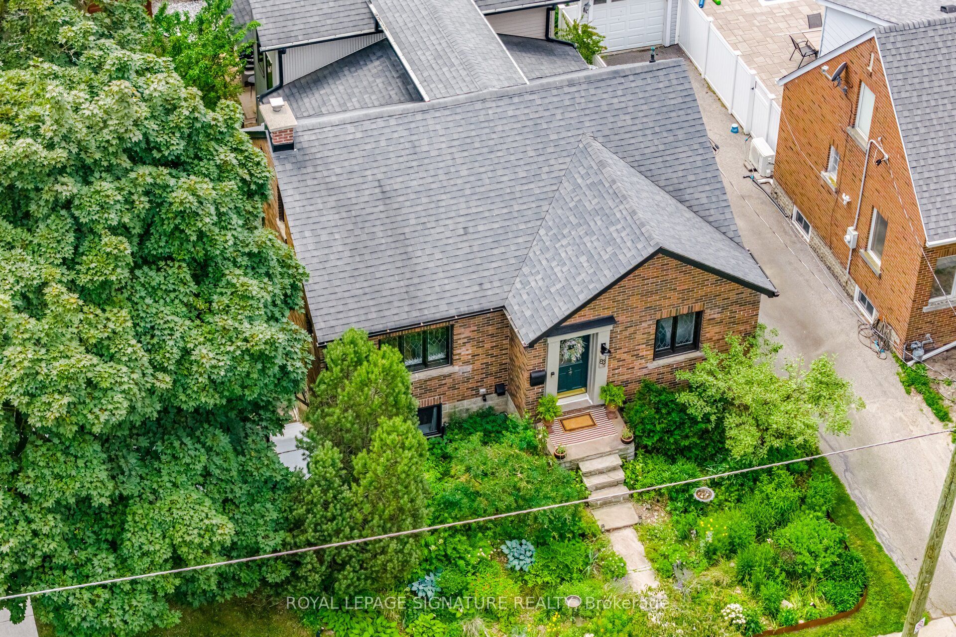 83 Mill Street S, Brampton, ON L6Y 1S9 photo 4