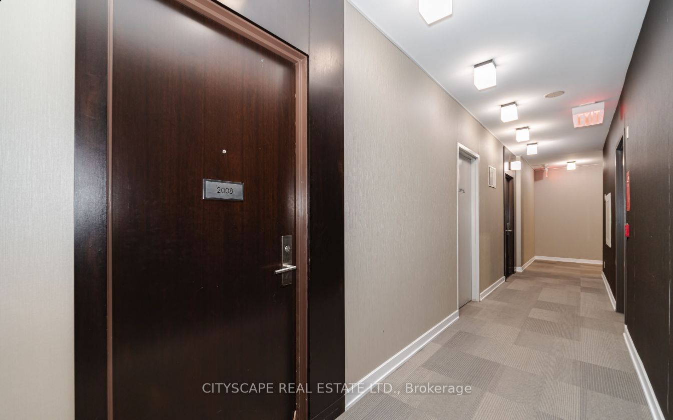 50 Absolute Avenue E 2008, Mississauga, ON L5V 0B5 photo 3