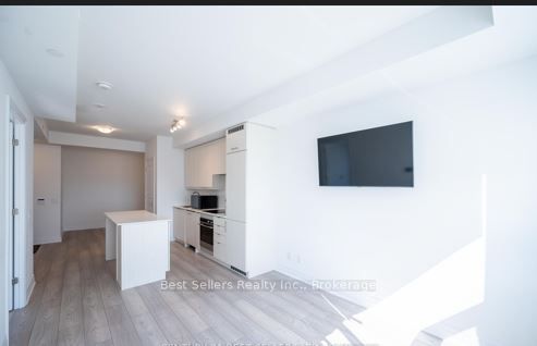 36 Elm Drive 2406, Mississauga, ON L5B 1L9 photo 5