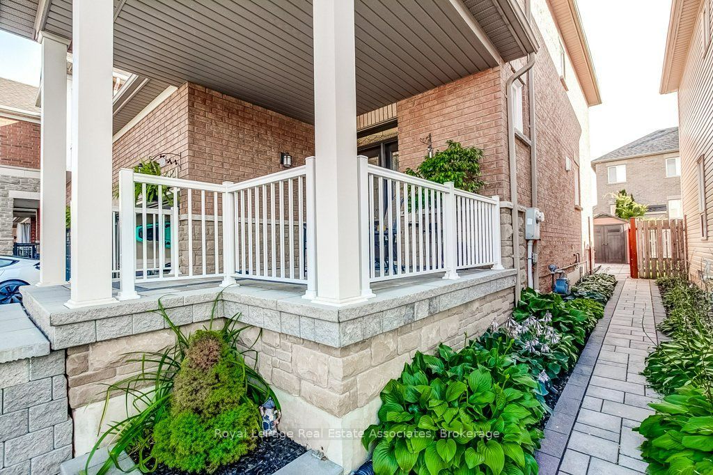 1111 Tupper Drive, Milton, ON L9T 0A8 photo 3
