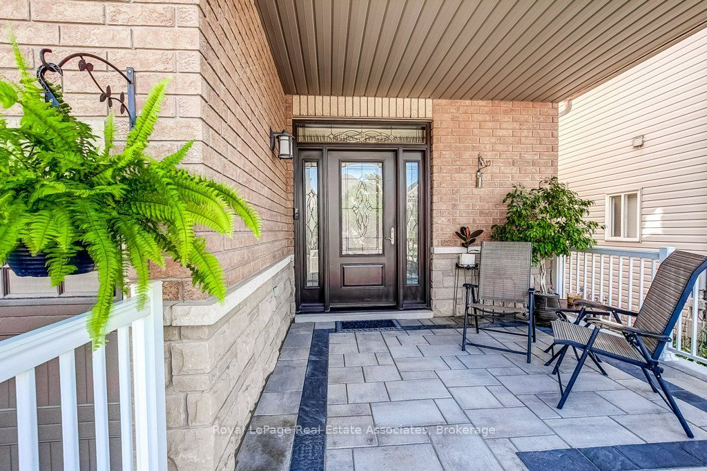 1111 Tupper Drive, Milton, ON L9T 0A8 photo 5