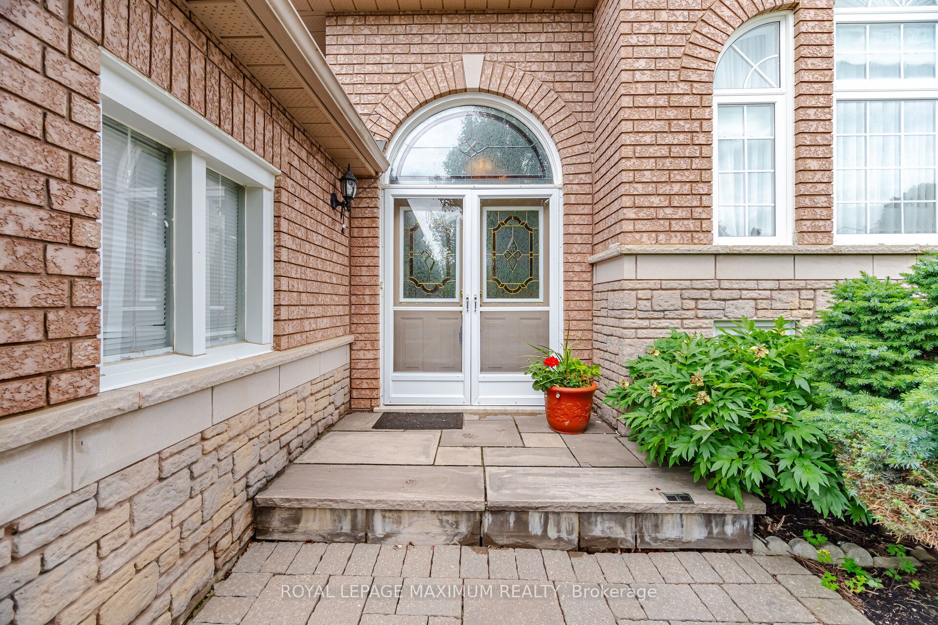 34 Kirkwood Crescent, Caledon, ON L7C 1B8 photo 3