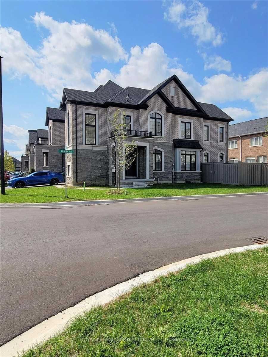 8 Labrish Road BSMT, Brampton, ON L7A 5C2 photo 2