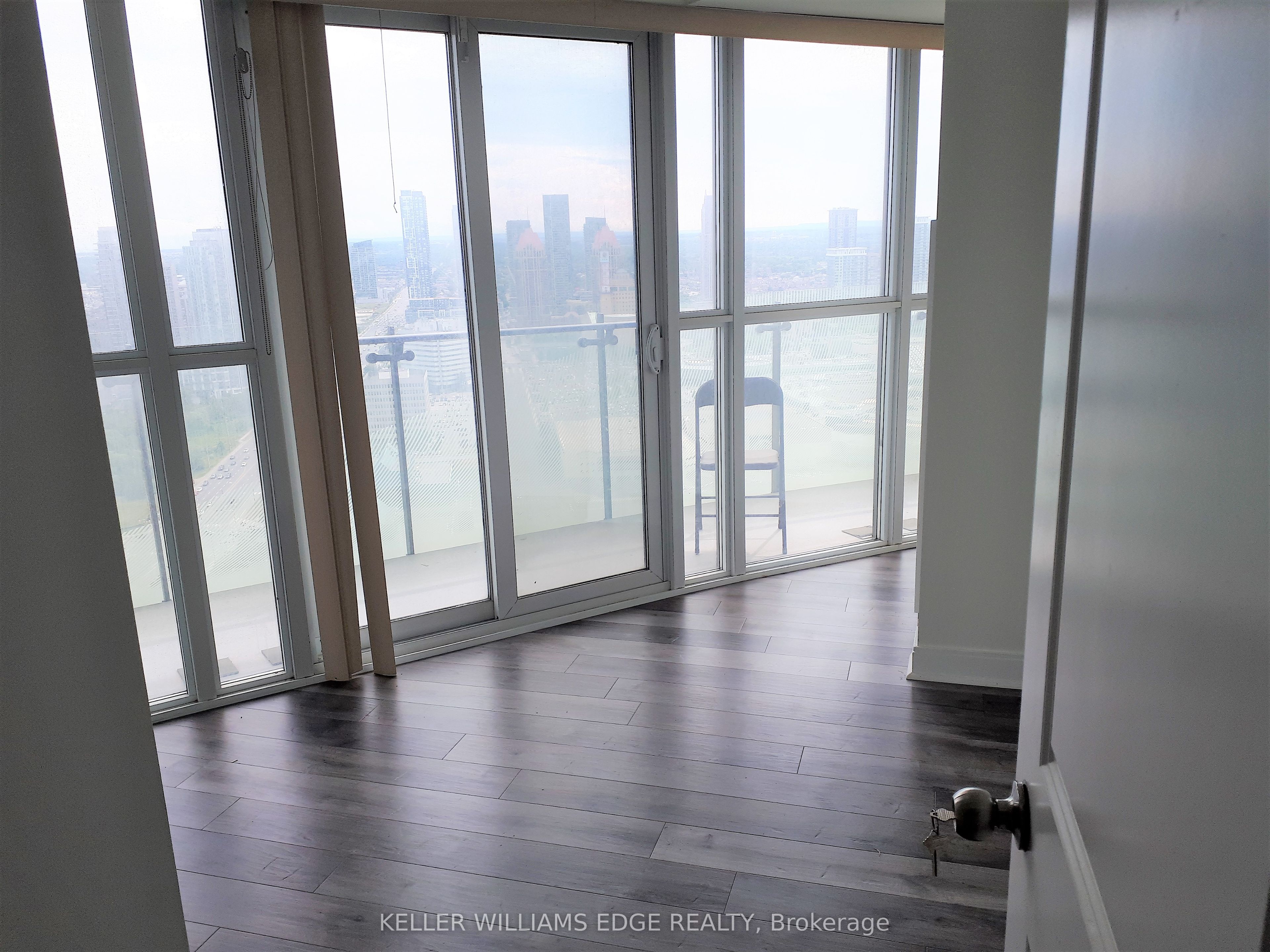 50 Absolute Avenue E 3906, Mississauga, ON L4Z 0A8 photo 3
