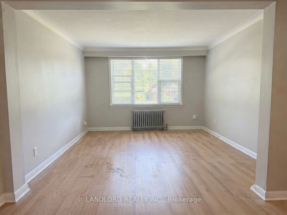 65 Fairfield Avenue A, Toronto, ON M8W 1R6 photo 3
