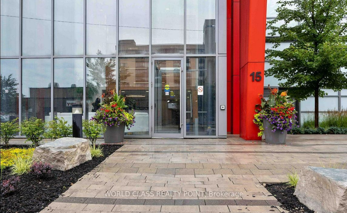 15 James Finlay Way 806, Toronto, ON M3M 0B3 photo 2