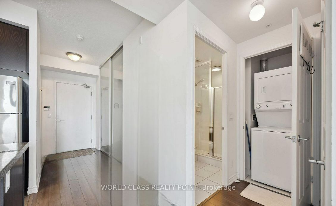 15 James Finlay Way 806, Toronto, ON M3M 0B3 photo 5