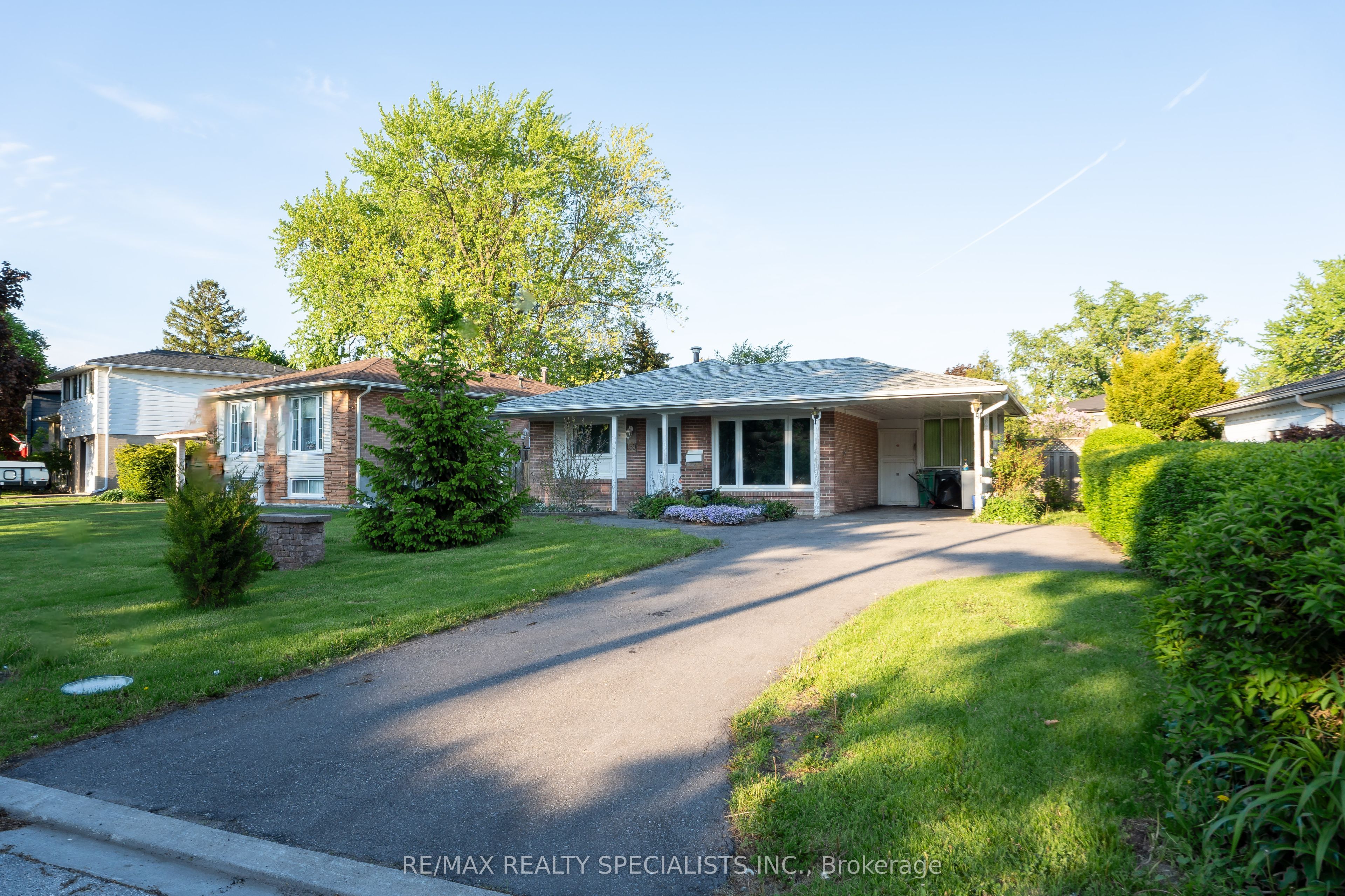 159 Bartley Bull Parkway, Brampton, ON L6W 2K1 photo 3