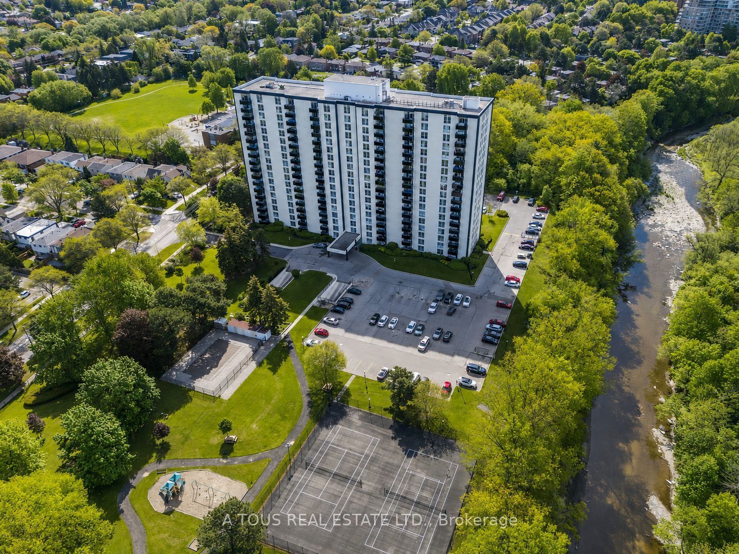 420 Mill Road 1103, Toronto, ON M9C 1Z1 photo 3