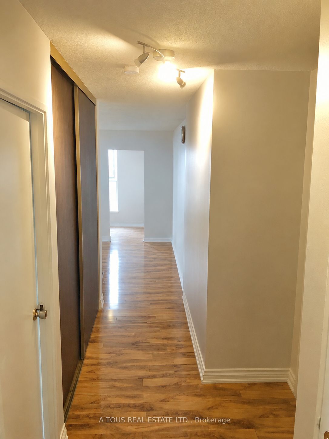 420 Mill Road 1103, Toronto, ON M9C 1Z1 photo 5