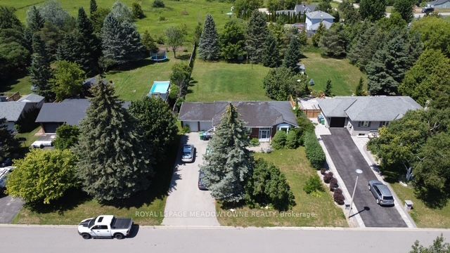 26 Davis Drive, Caledon, ON L7K 0C6 photo 3