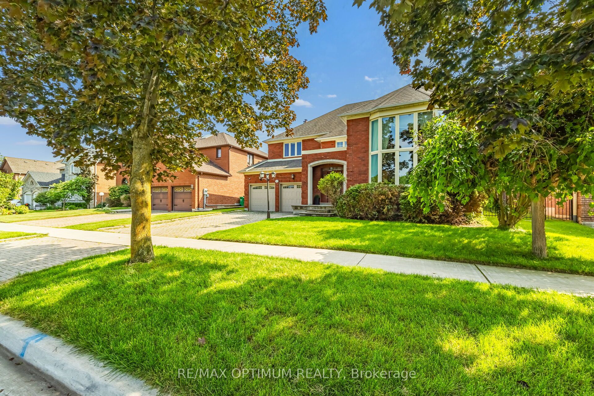 5859 Riverside Place, Mississauga, ON L5M 4X1 photo 2