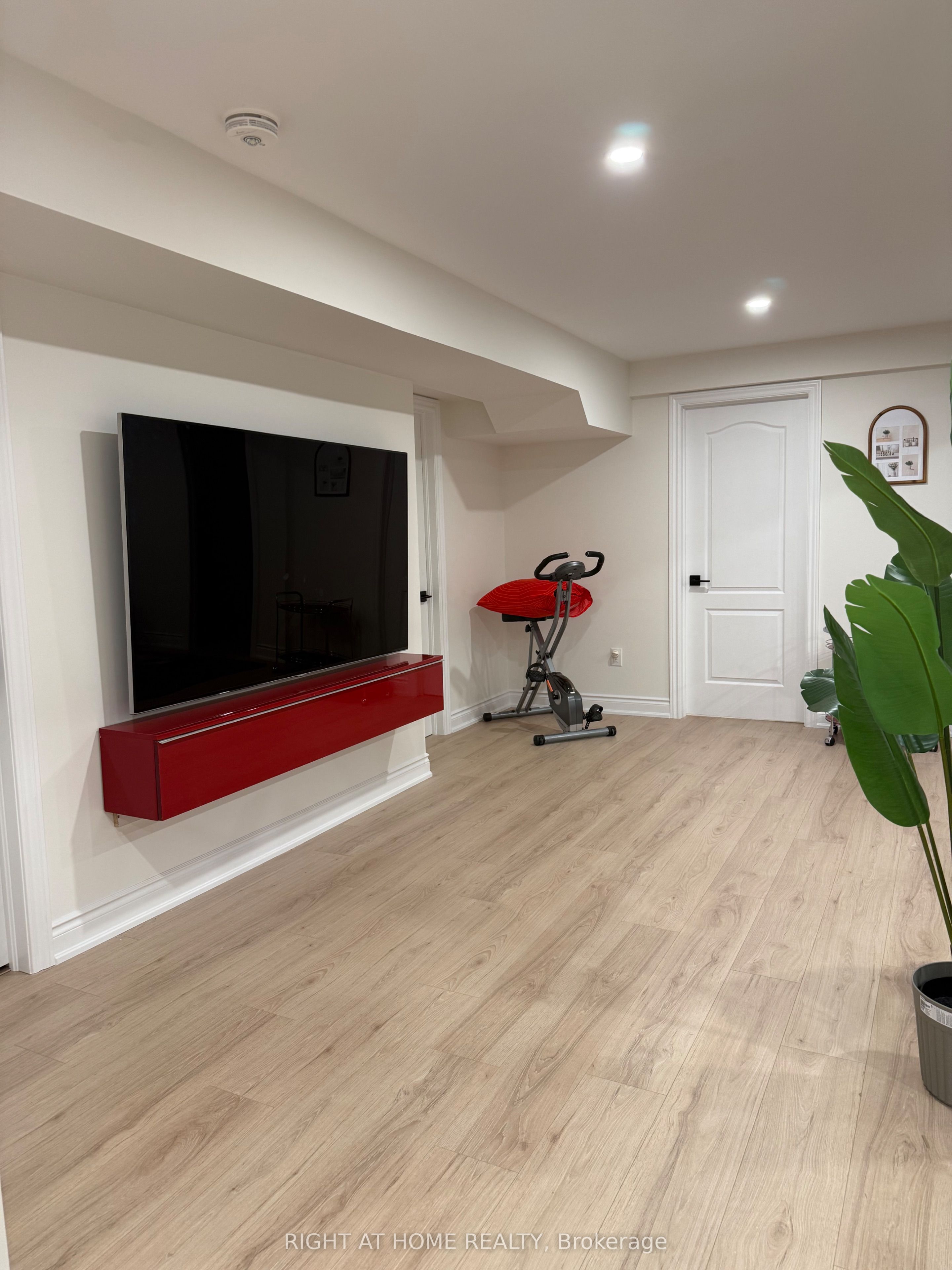 5293 Mcfarren Boulevard Bsmnt, Mississauga, ON L5M 6C2 photo 5