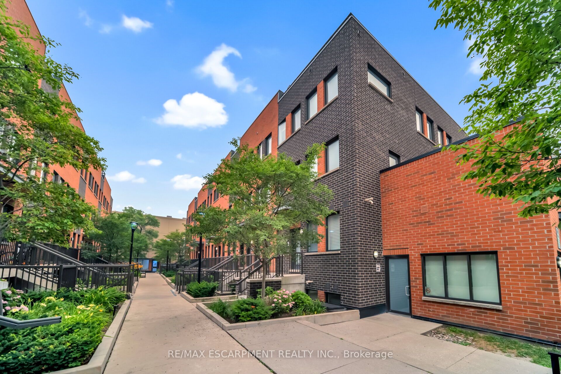 869 Wilson Avenue 29, Toronto, ON M3K 0A4 photo 3