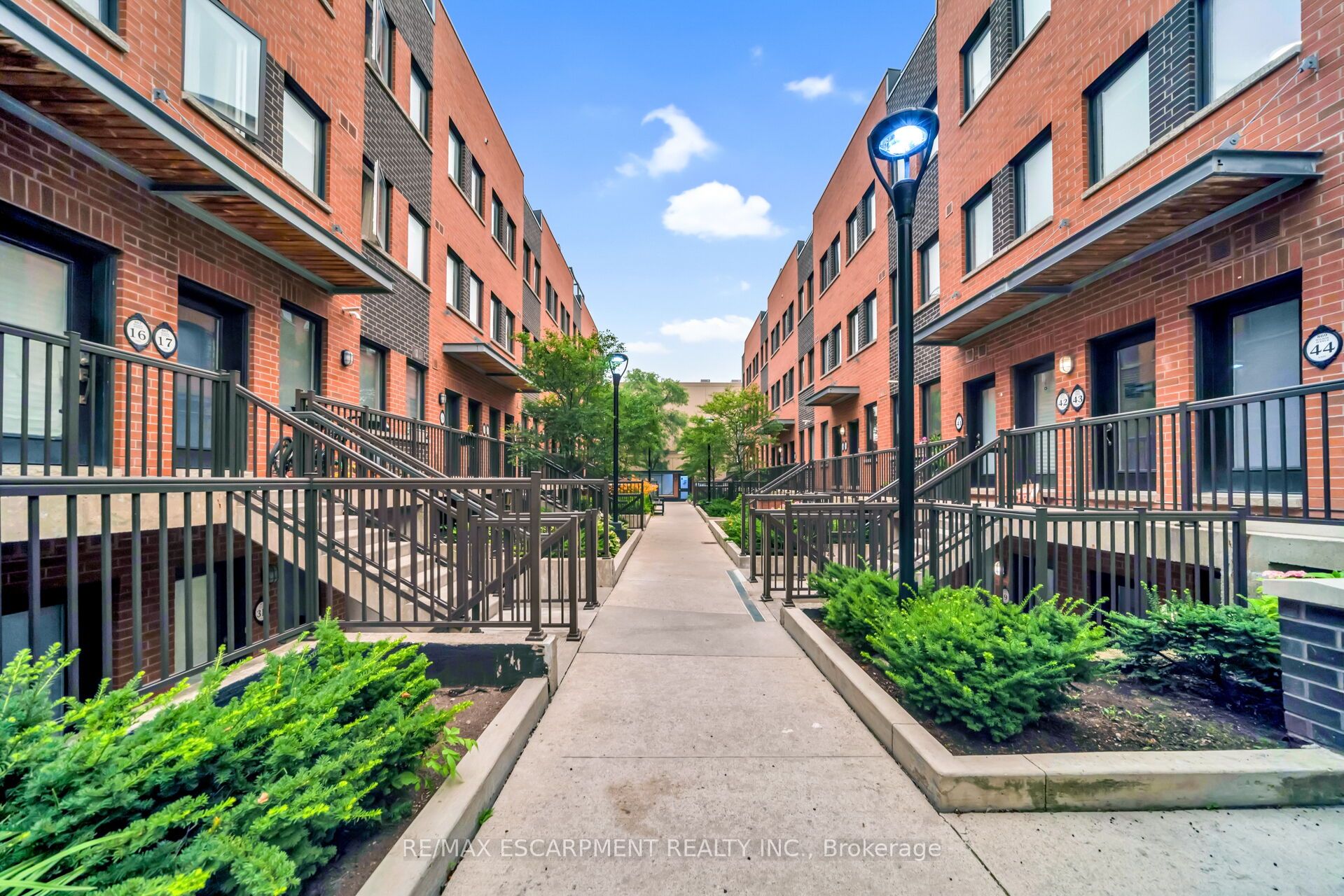 869 Wilson Avenue 29, Toronto, ON M3K 0A4 photo 4