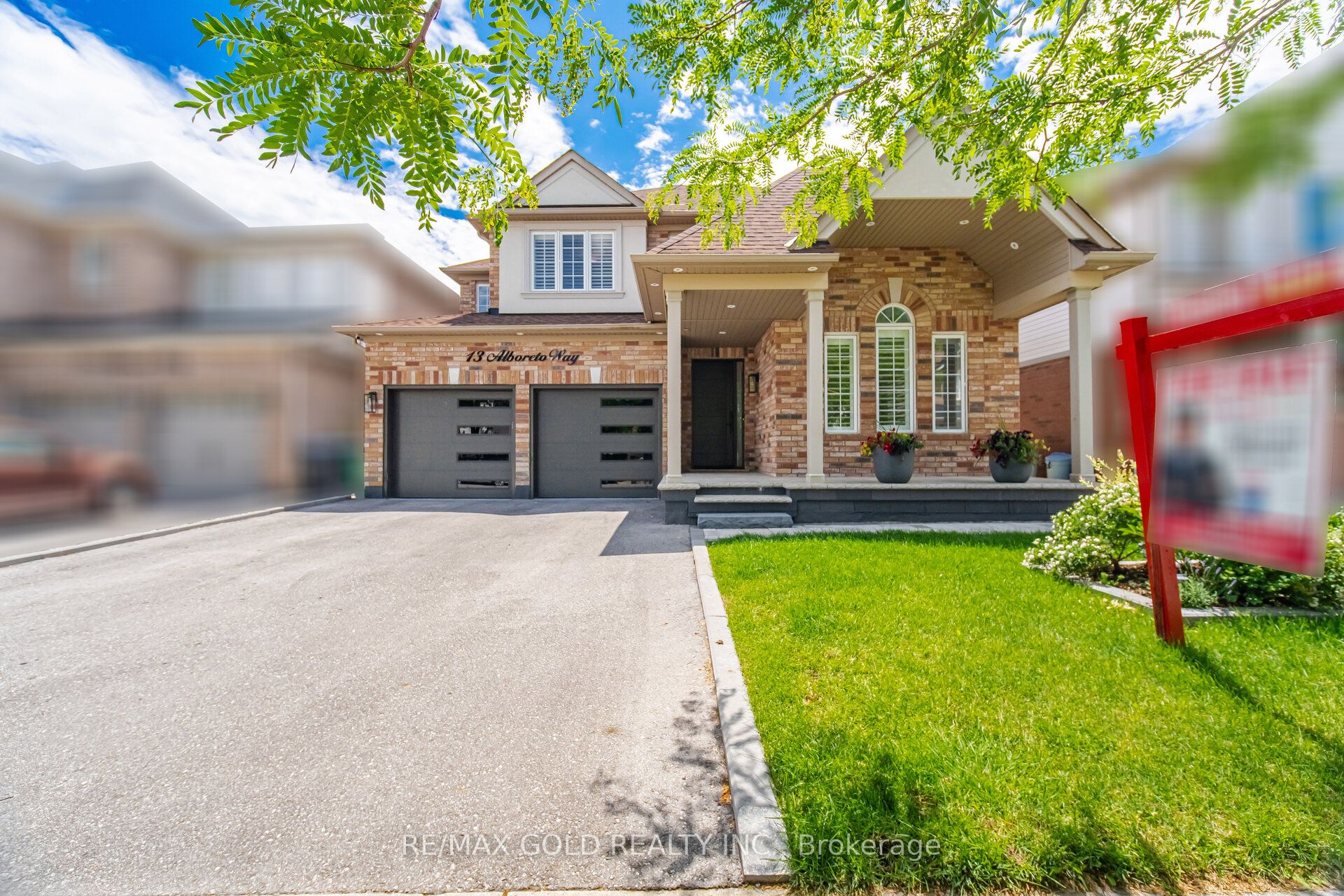 13 Alboreto Way, Brampton, ON L6X 0N5 photo 2