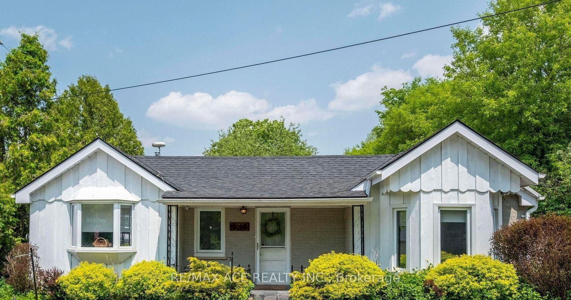 11 Maple Lane, Caledon, ON L7E 0L3