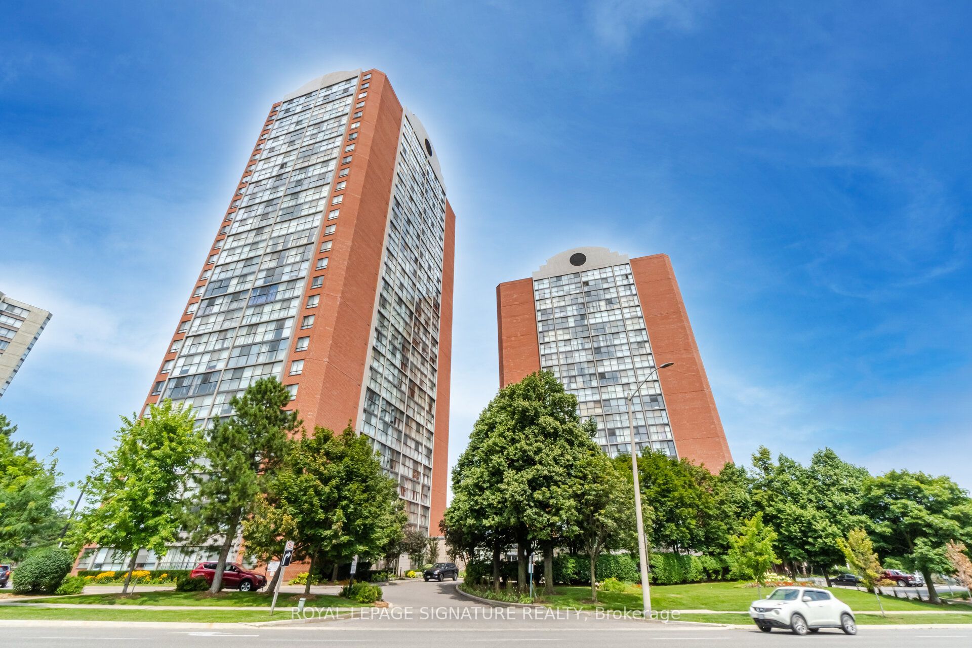 4185 Shipp Drive 812, Mississauga, ON L4Z 2Y8