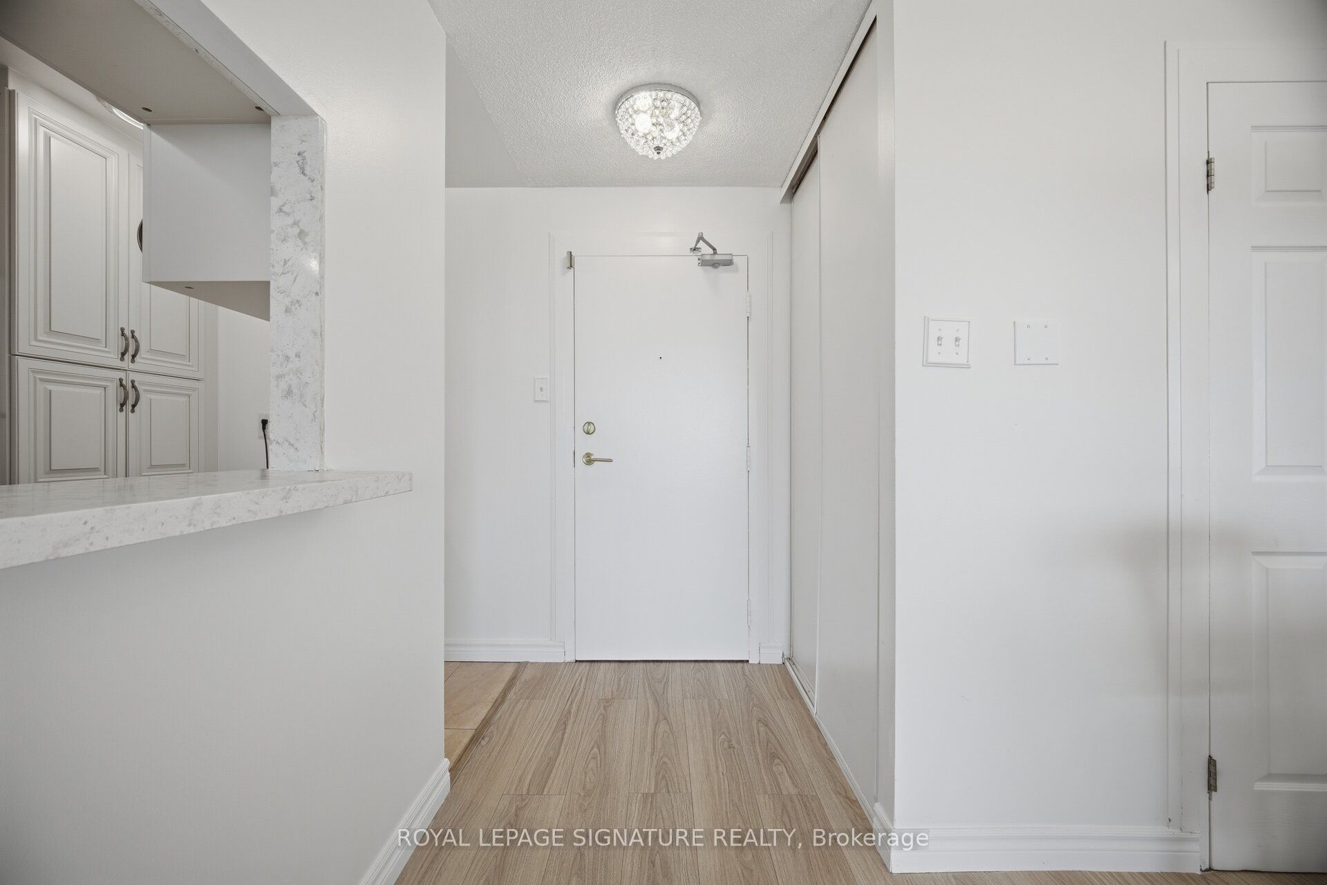 4185 Shipp Drive 812, Mississauga, ON L4Z 2Y8 photo 5