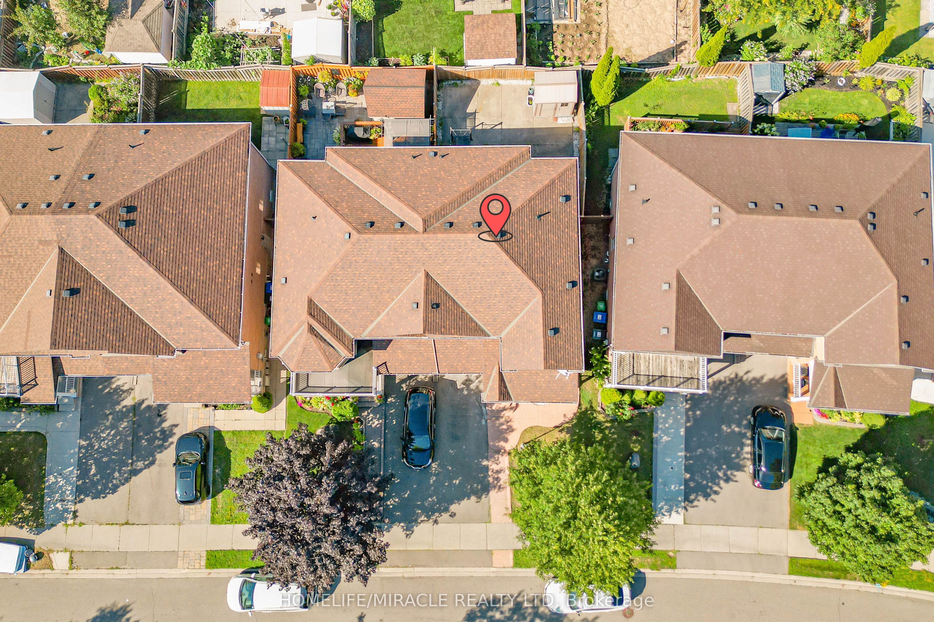 21 Topiary Lane, Brampton, ON L7A 2K6 photo 3