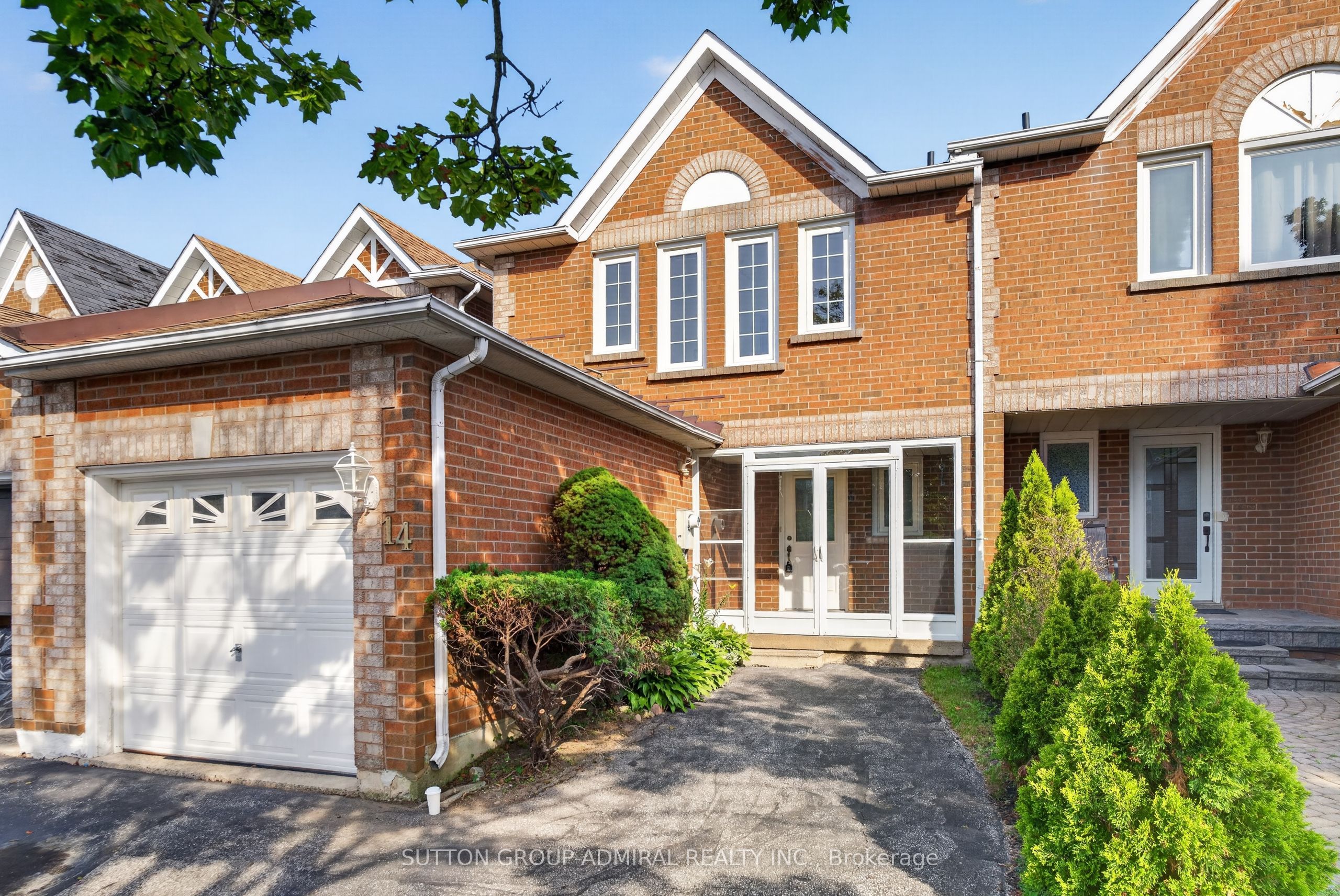 14 Mullis Crescent, Brampton, ON L6Y 4T3 photo 5