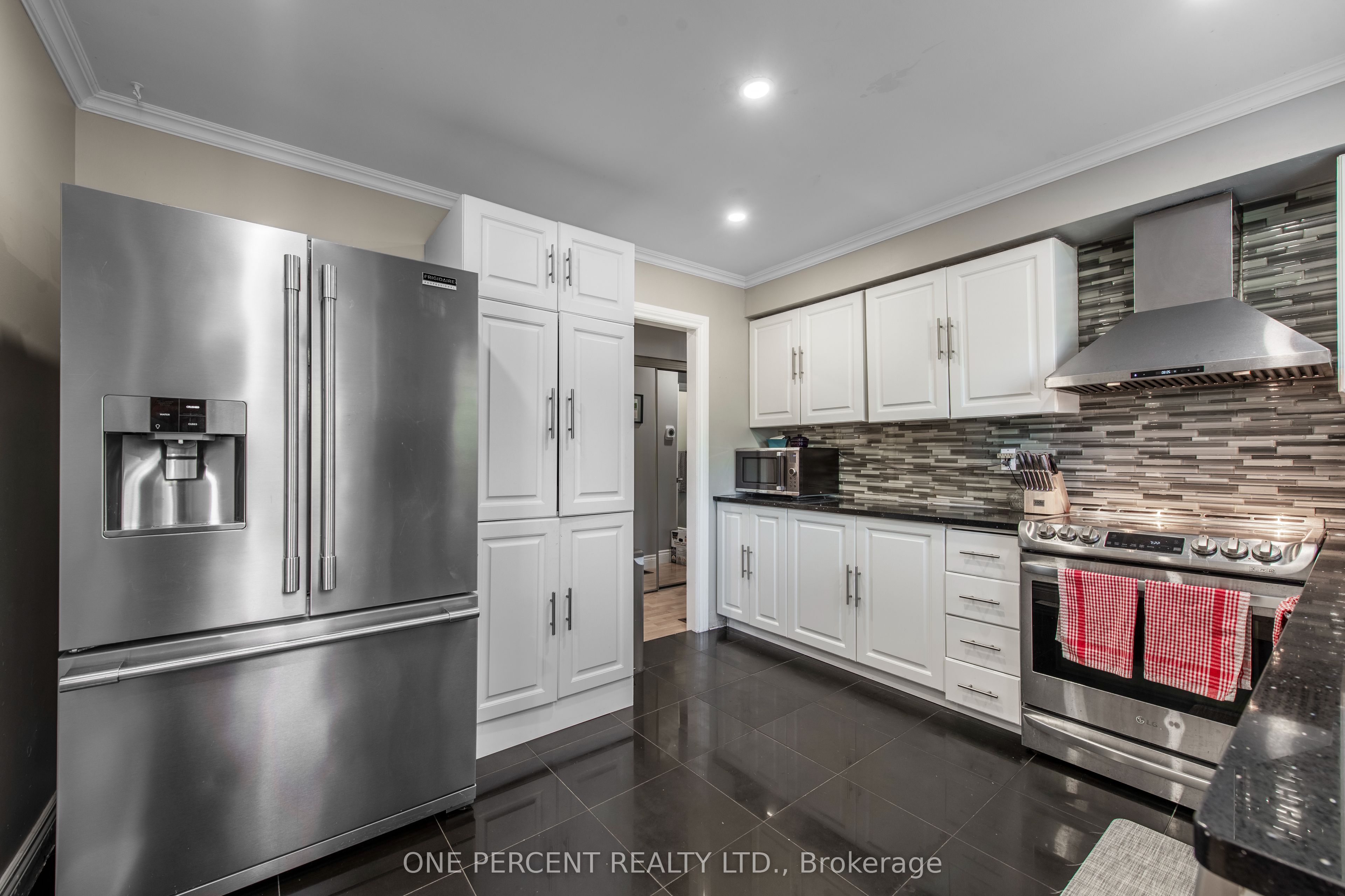 7 Morgandale Crescent, Orangeville, ON L9W 3C6 photo 4
