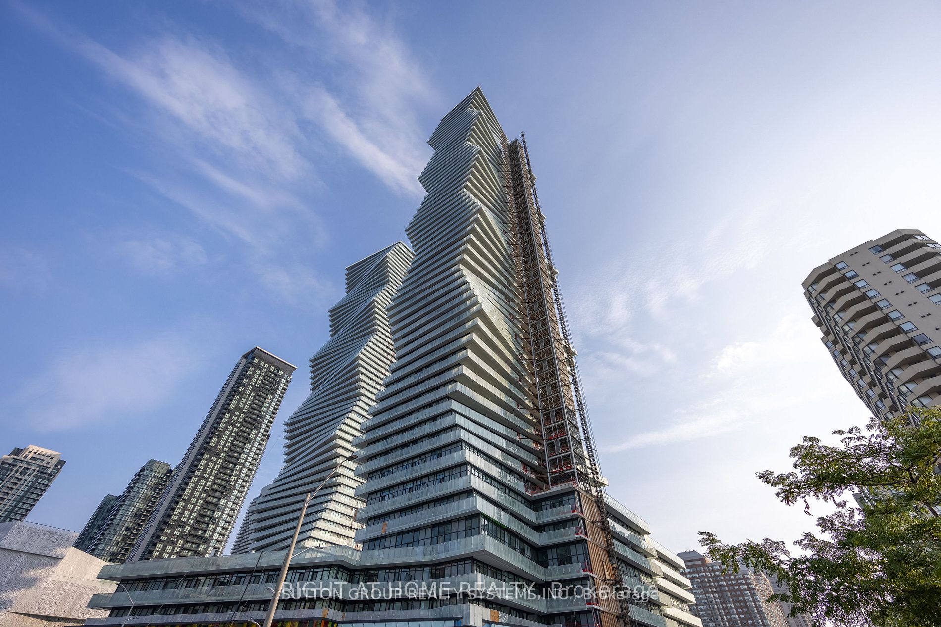 3883 Quartz Road 3405, Mississauga, ON L5B 4M6