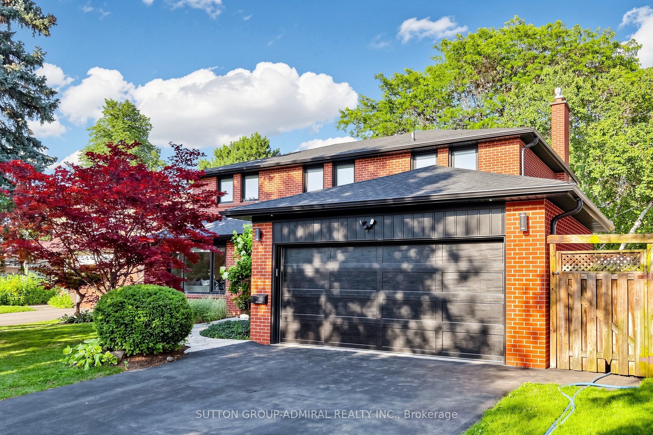 217 The Kingsway, Toronto, ON M9A 5A3 photo 2