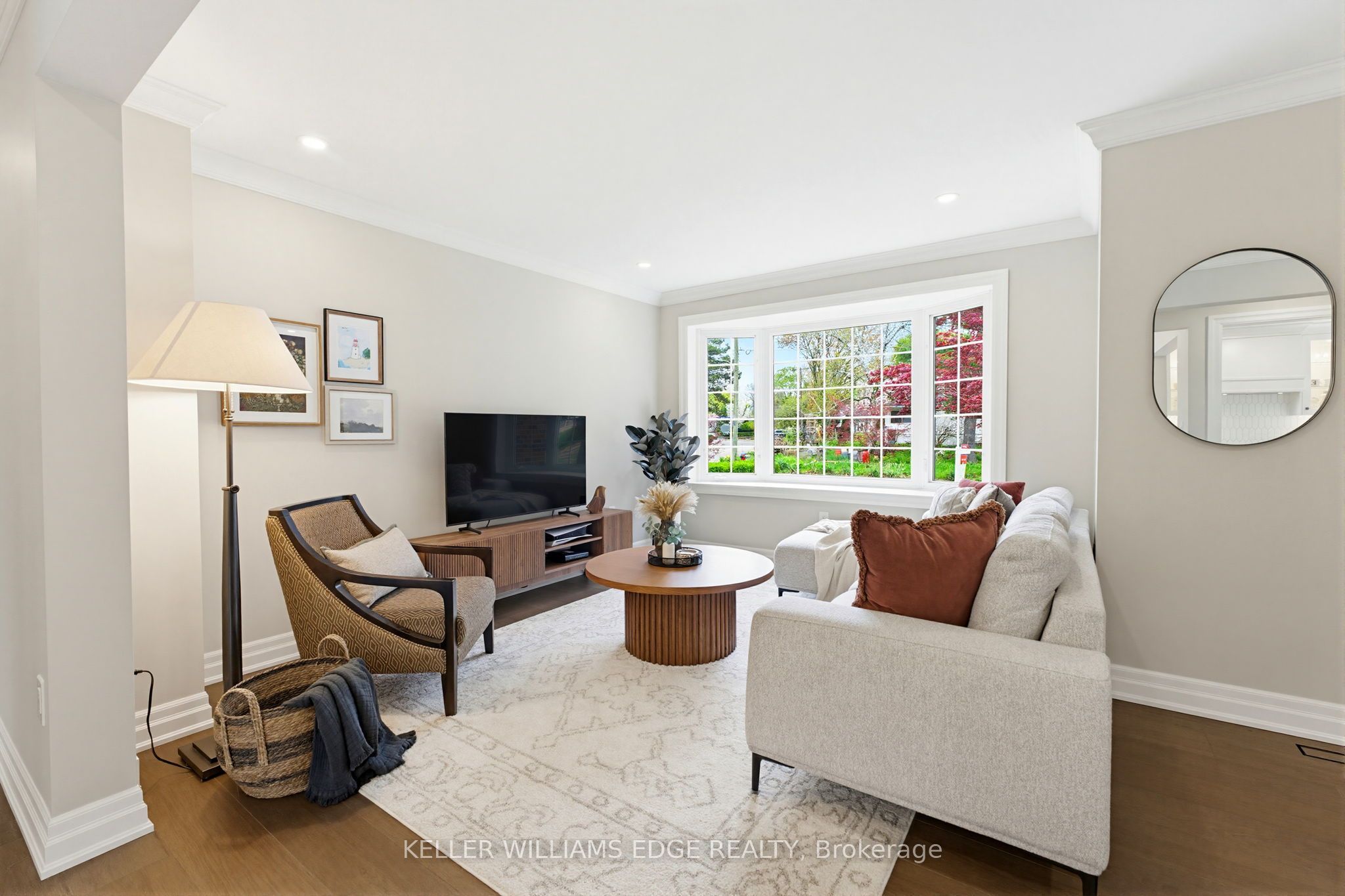 586 Woodland Avenue, Burlington, ON L7R 2S5 photo 5