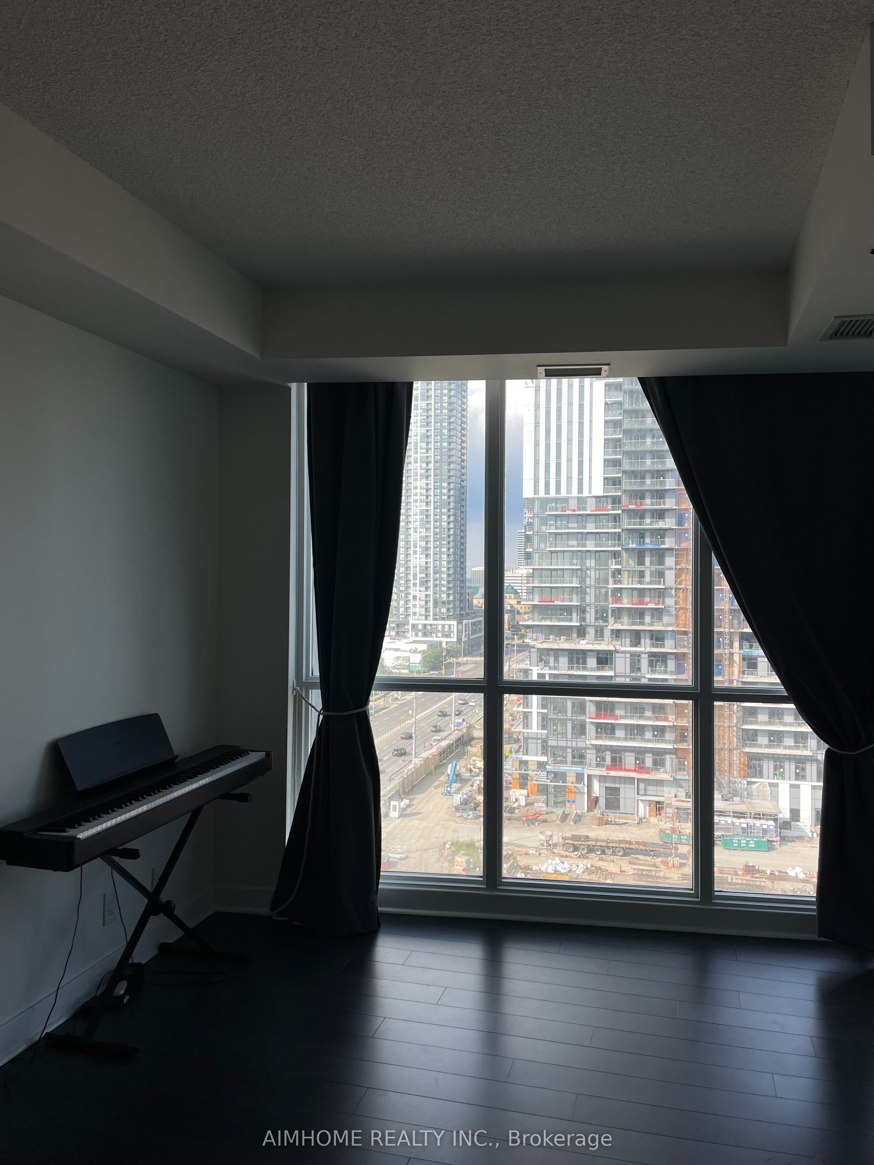 3985 Grand Park Drive 1112, Mississauga, ON L5B 0H8 photo 5