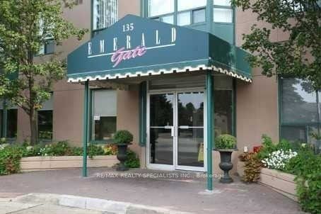 135 Hillcrest Avenue 1204, Mississauga, ON L5B 4B1