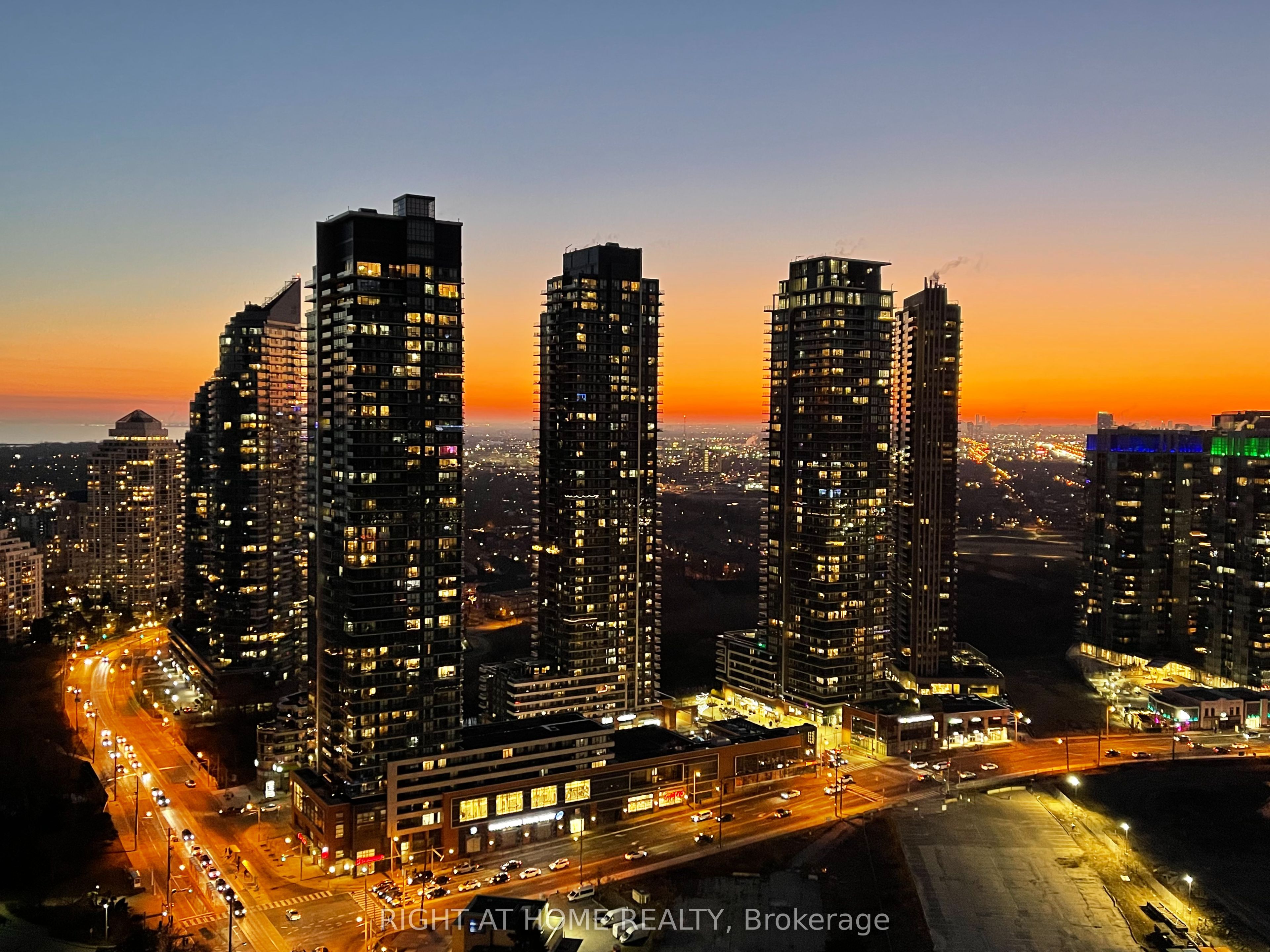 70 Annie Craig Drive 3207, Toronto, ON M8V 0C4