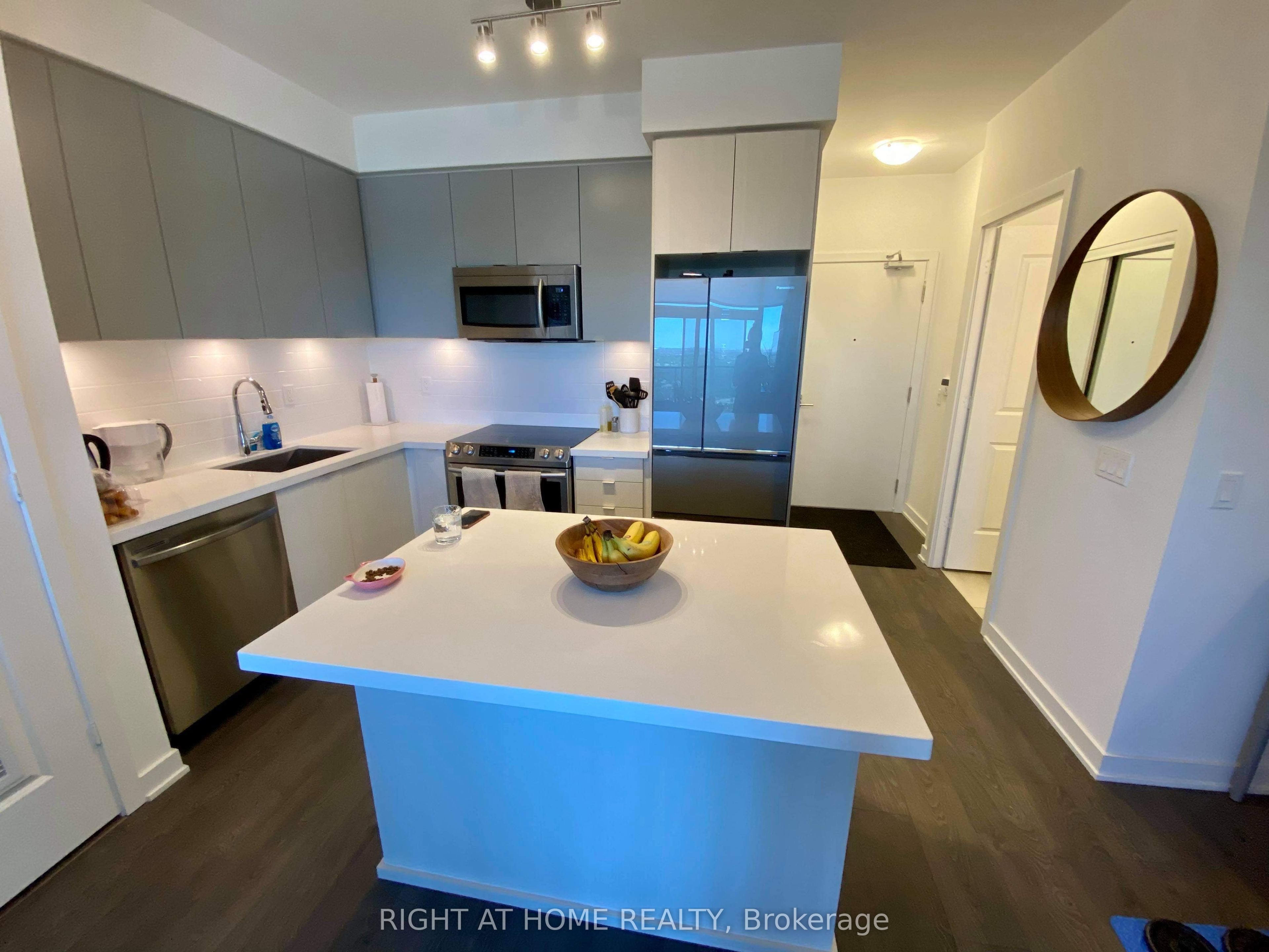 4699 Glen Erin Drive E, Mississauga, ON L5M 2E5 photo 4