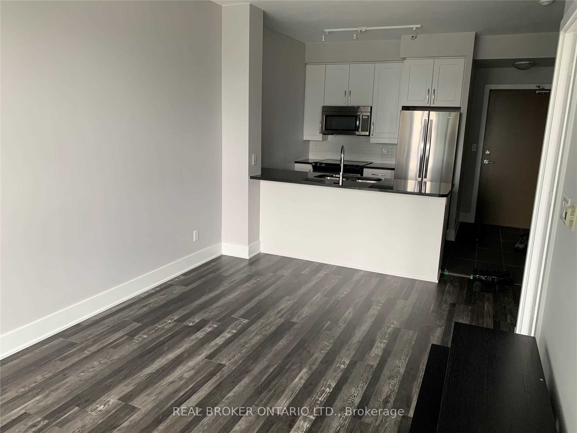 4065 Brickstone Mews LPH7, Mississauga, ON L5B 0G3 photo 4