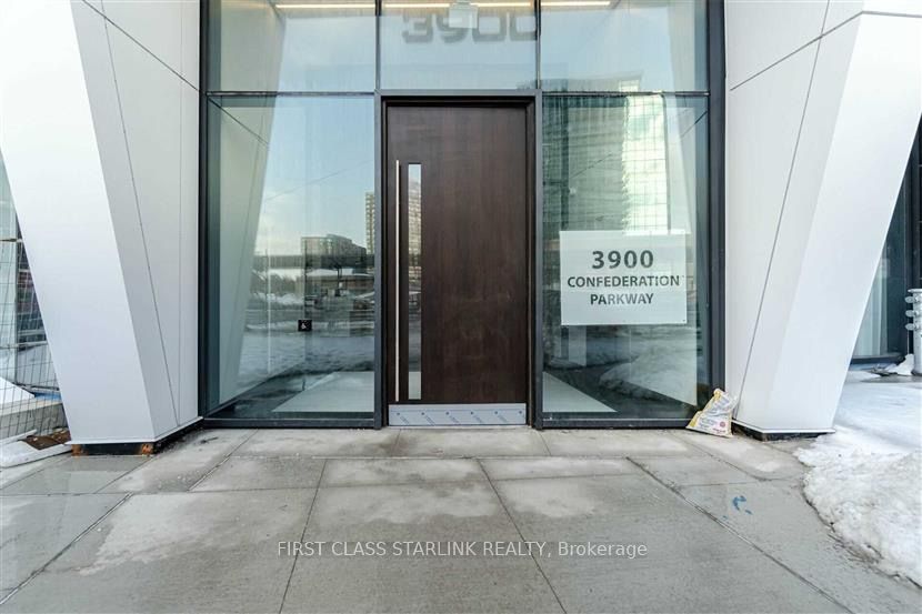 3900 confederation Parkway 1111, Mississauga, ON L5B 0M3