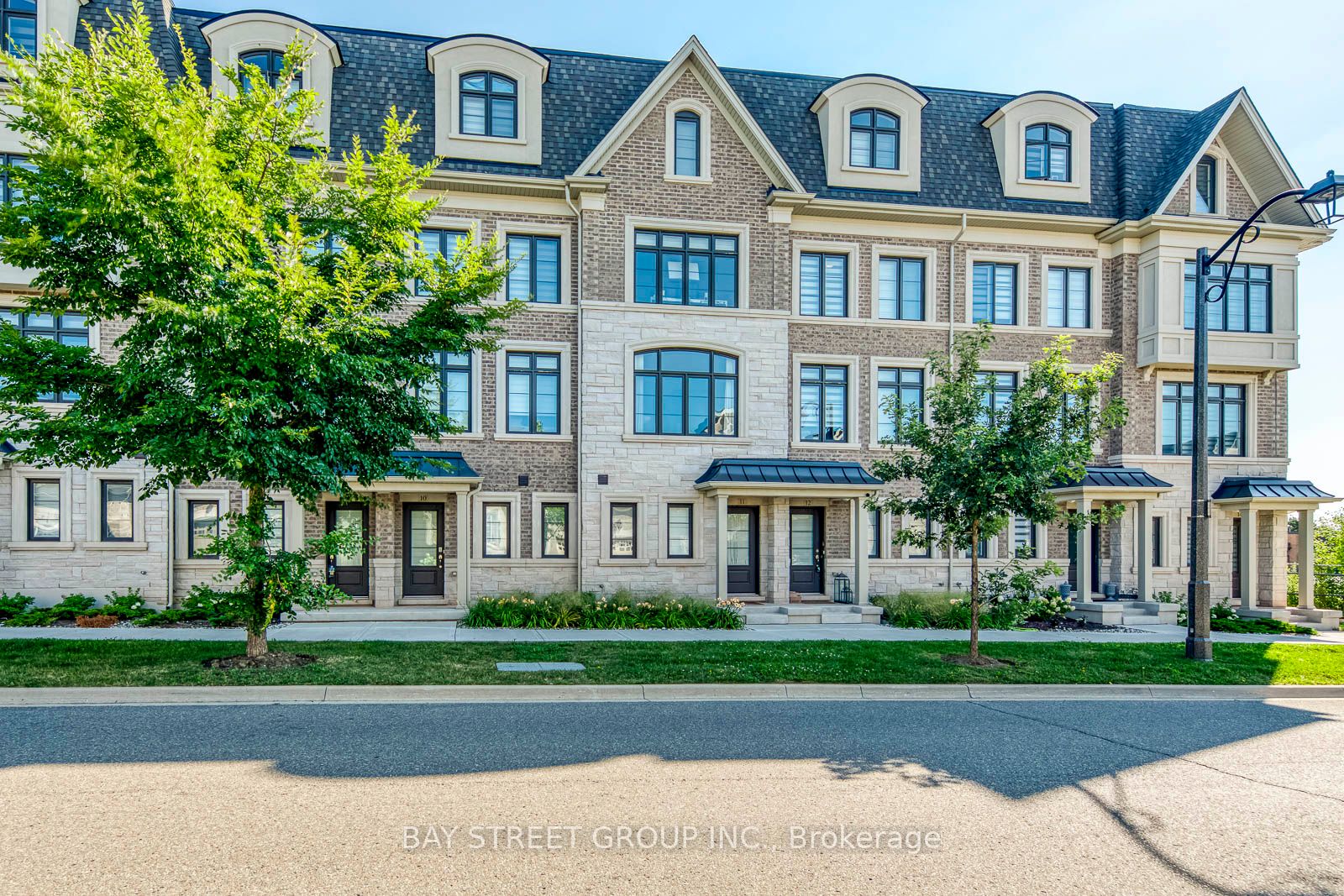 2119 Lillykin Street 11, Oakville, ON L6H 7H2