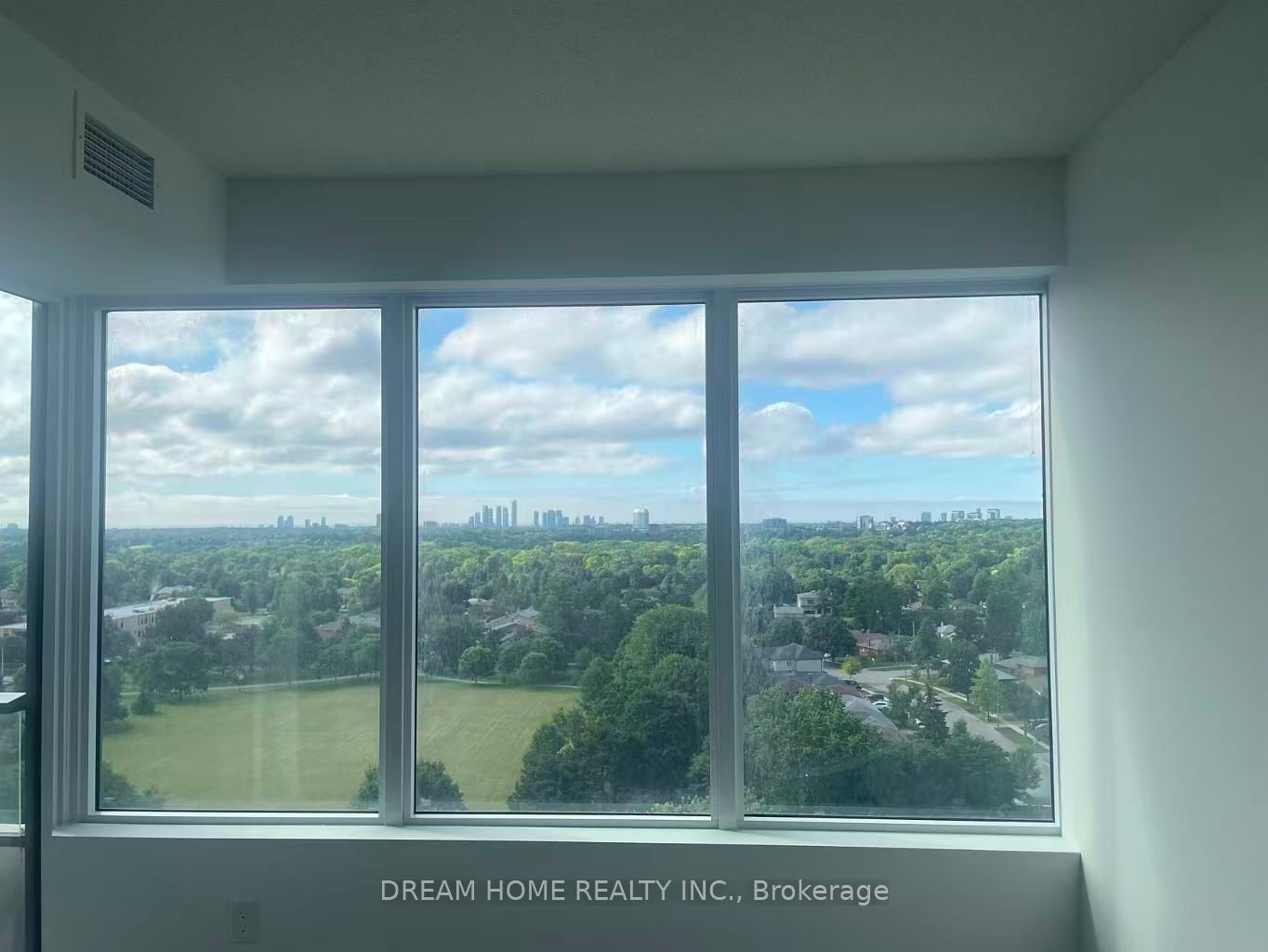 4010 Eglinton Avenue W 1213, Toronto, ON M9A 0G5 photo 5