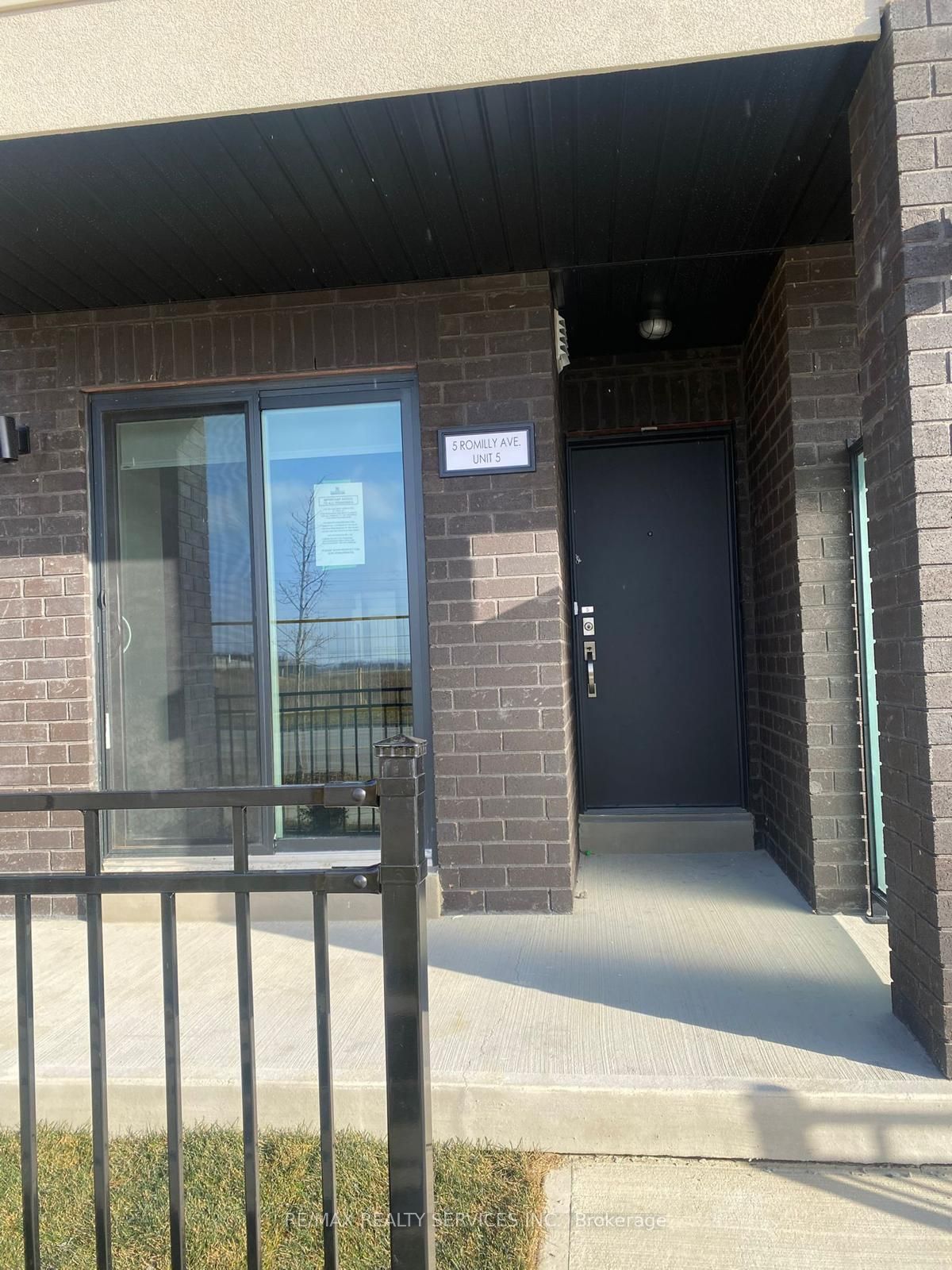 5 Romily Avenue 5, Brampton, ON L7A 5L8 photo 2
