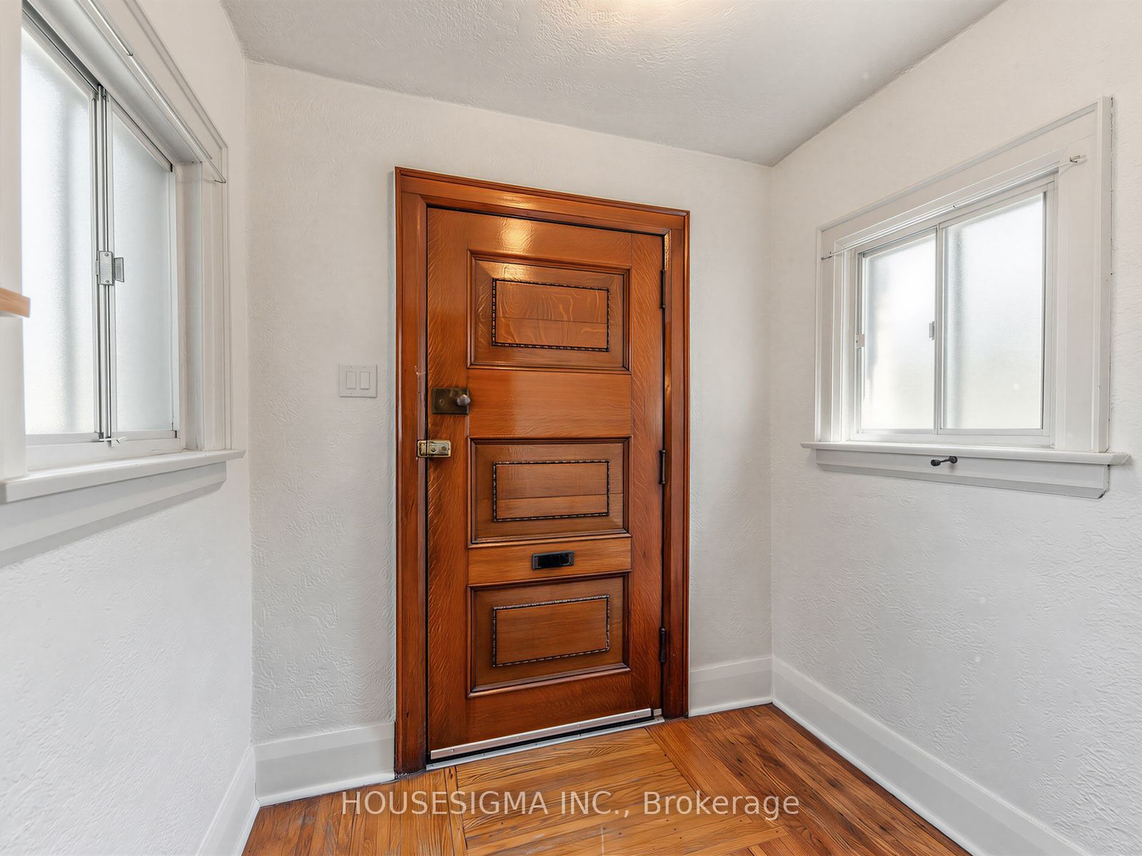 491 Hopewell Avenue, Toronto, ON M6E 2S5 photo 5