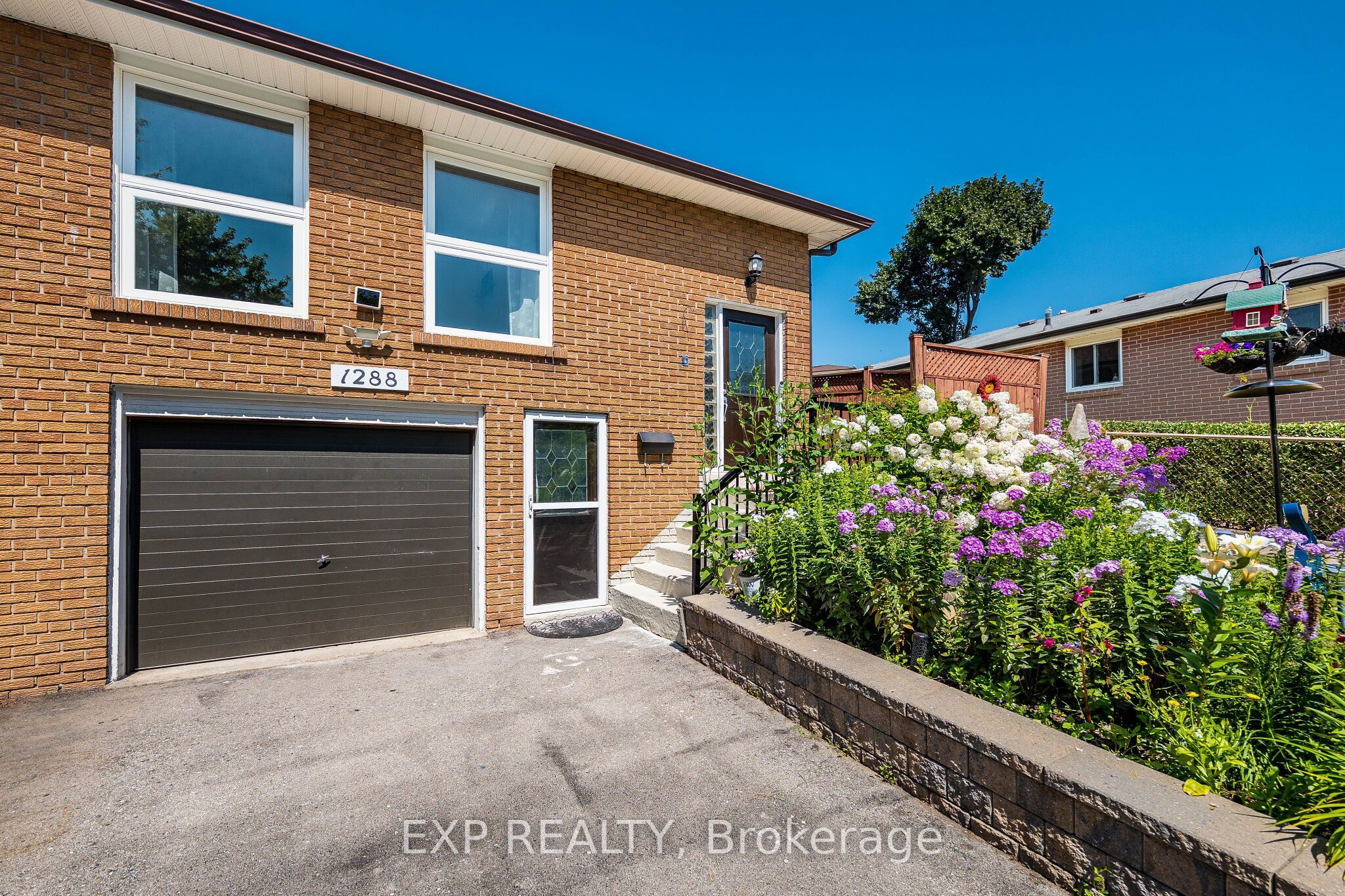 1288 Playford Road, Mississauga, ON L5J 3V7