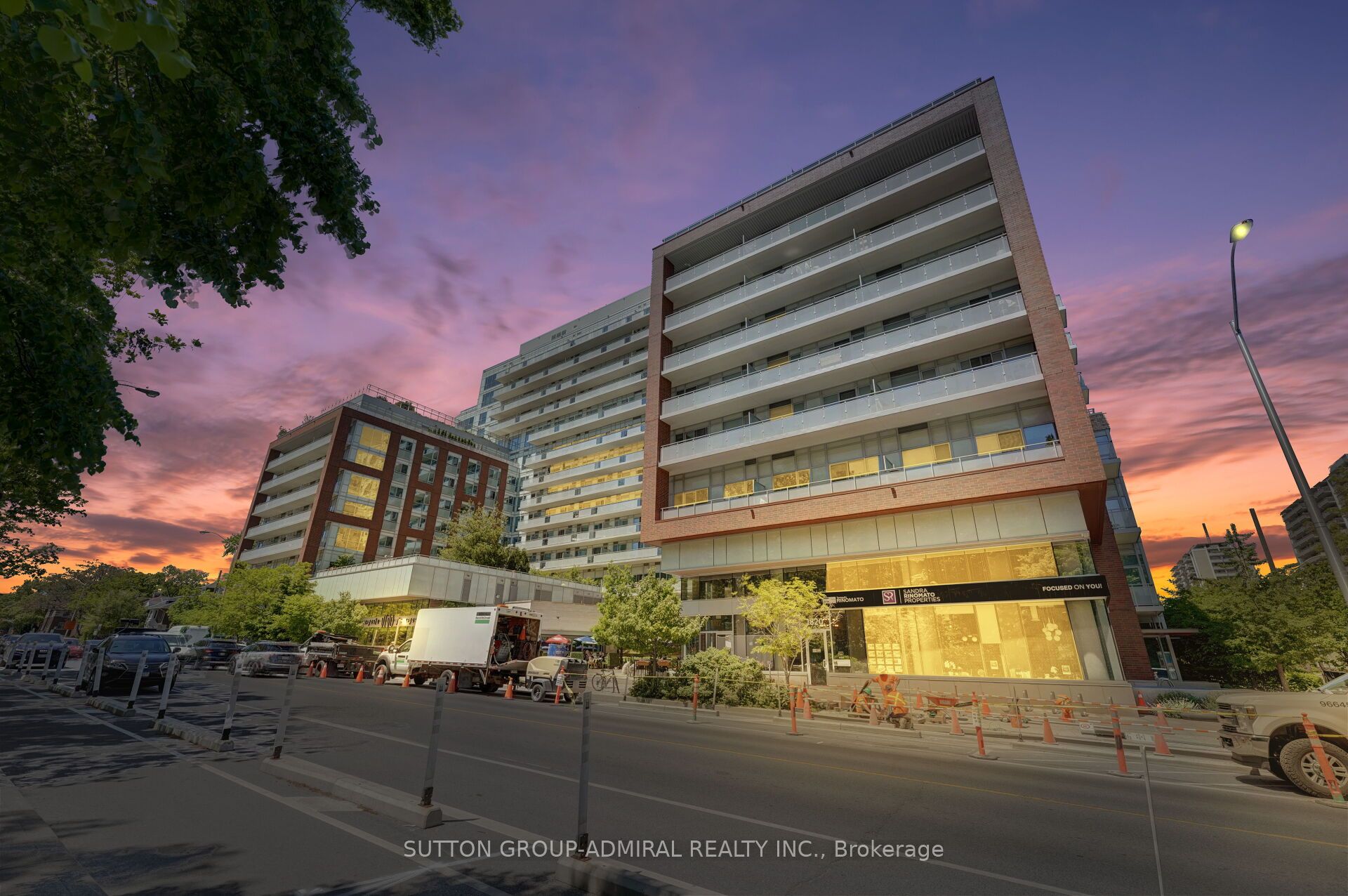 1830 Bloor Street W 636, Toronto, ON M6P 3K6 photo 2